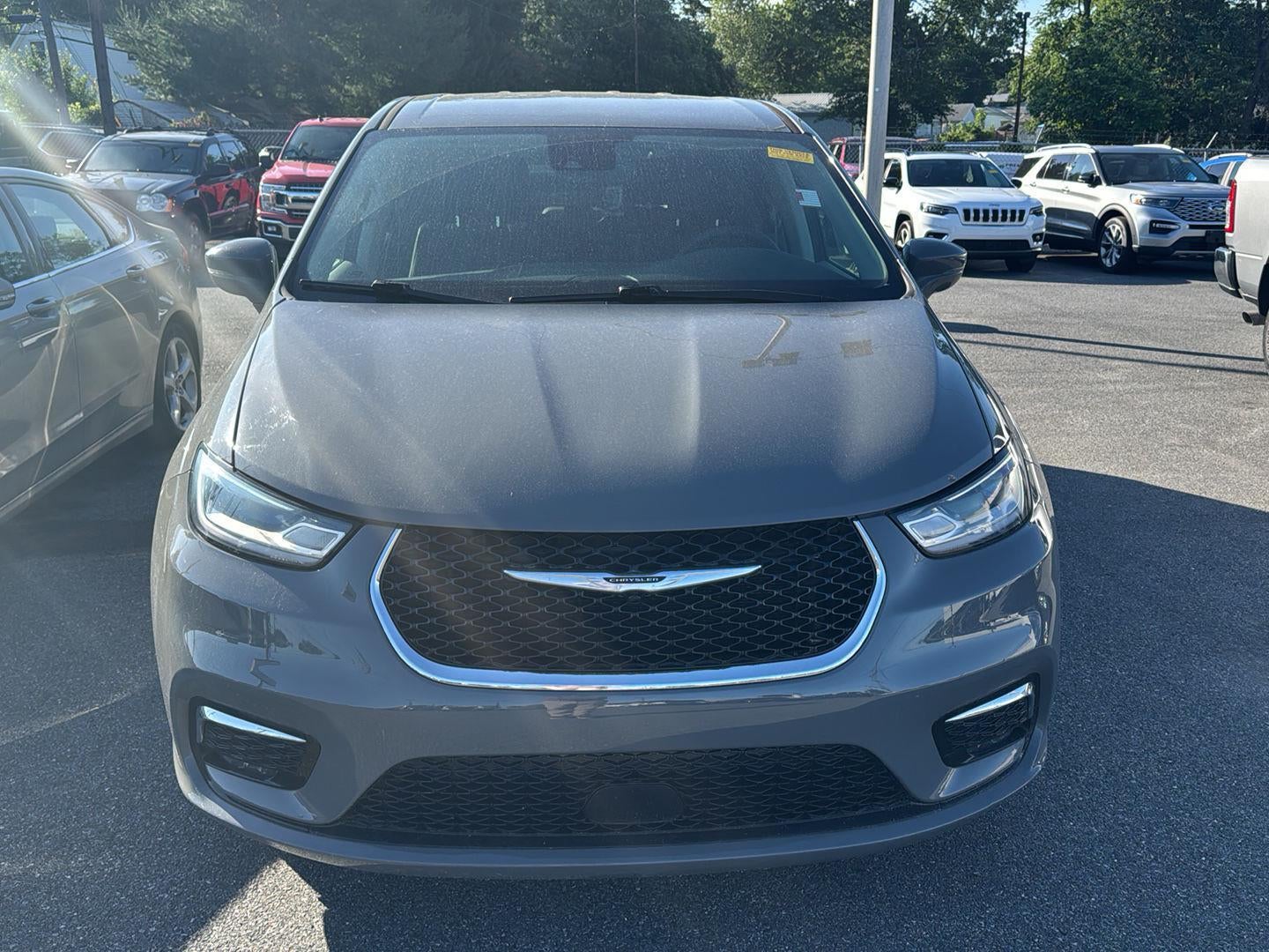 2022 Chrysler Pacifica Hybrid Touring L