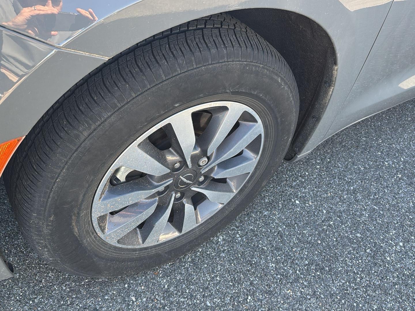 2022 Chrysler Pacifica Hybrid Touring L