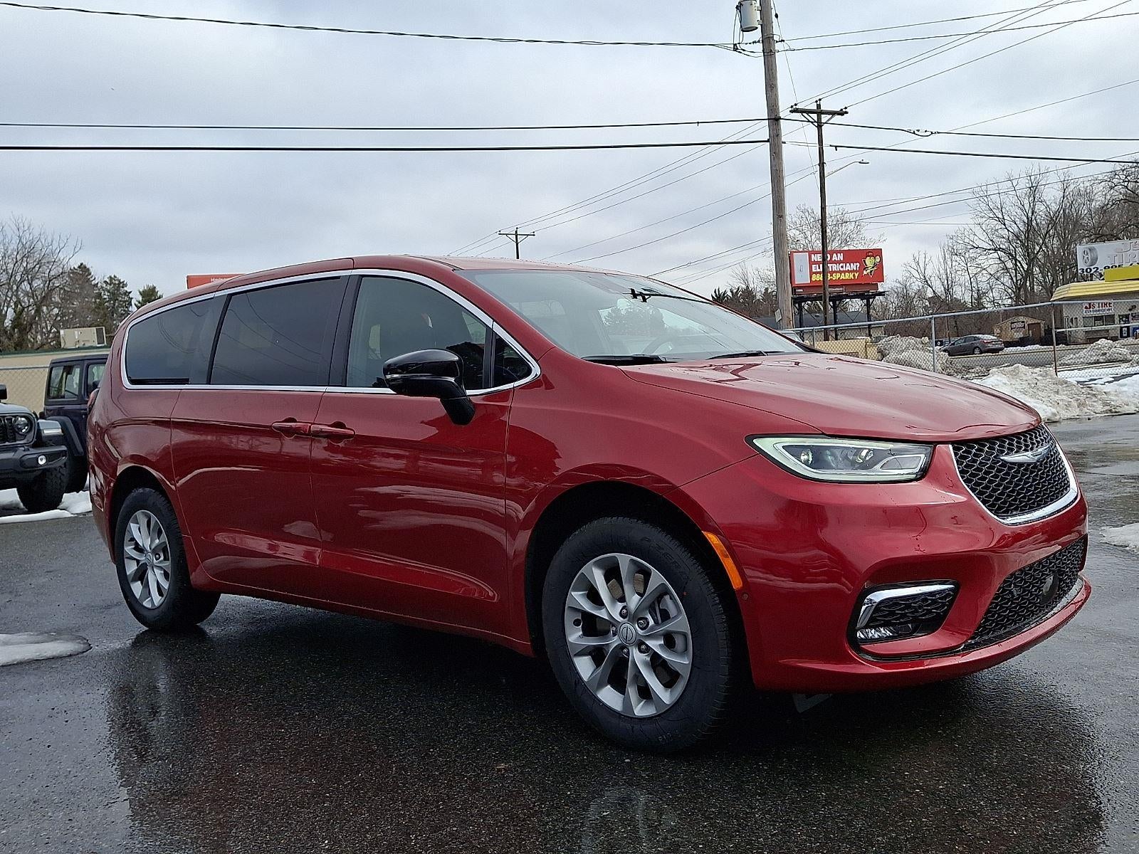 2026 Chrysler Pacifica Select