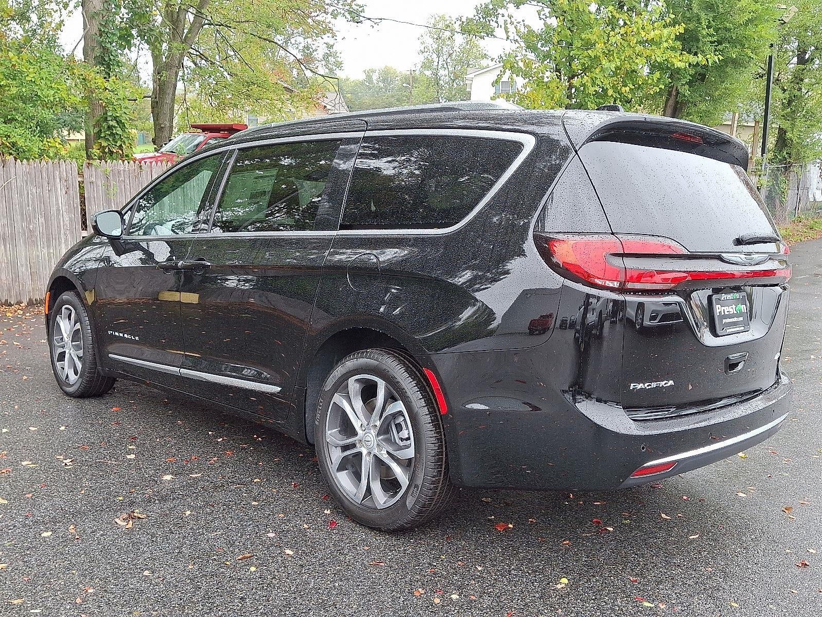 2026 Chrysler Pacifica Pinnacle