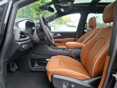 2026 Chrysler Pacifica Pinnacle