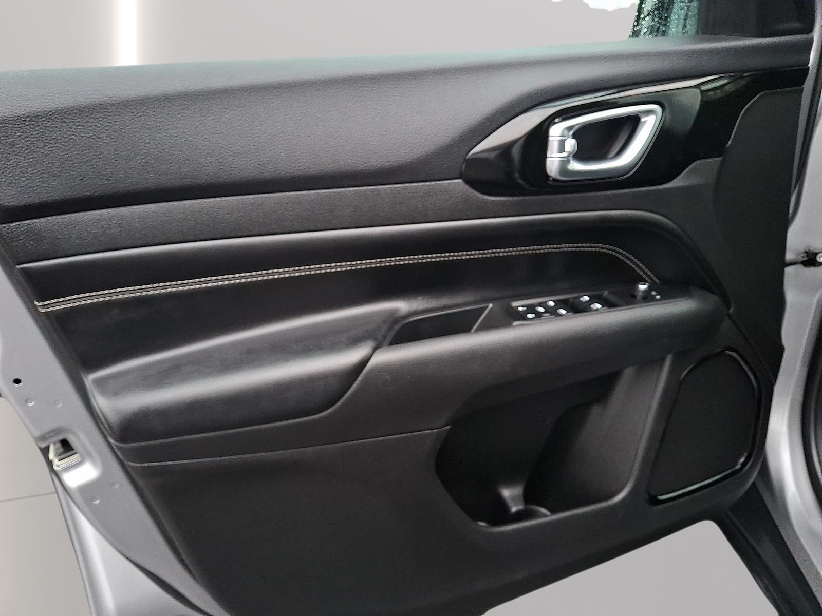 2022 Jeep Compass Altitude