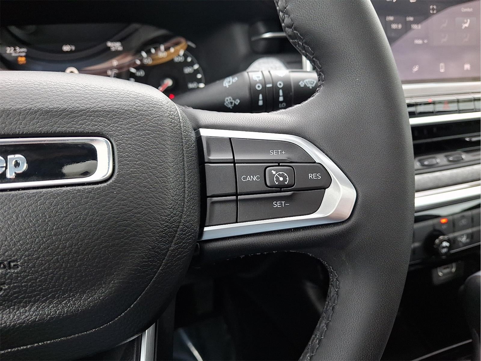 2023 Jeep Compass Latitude Lux