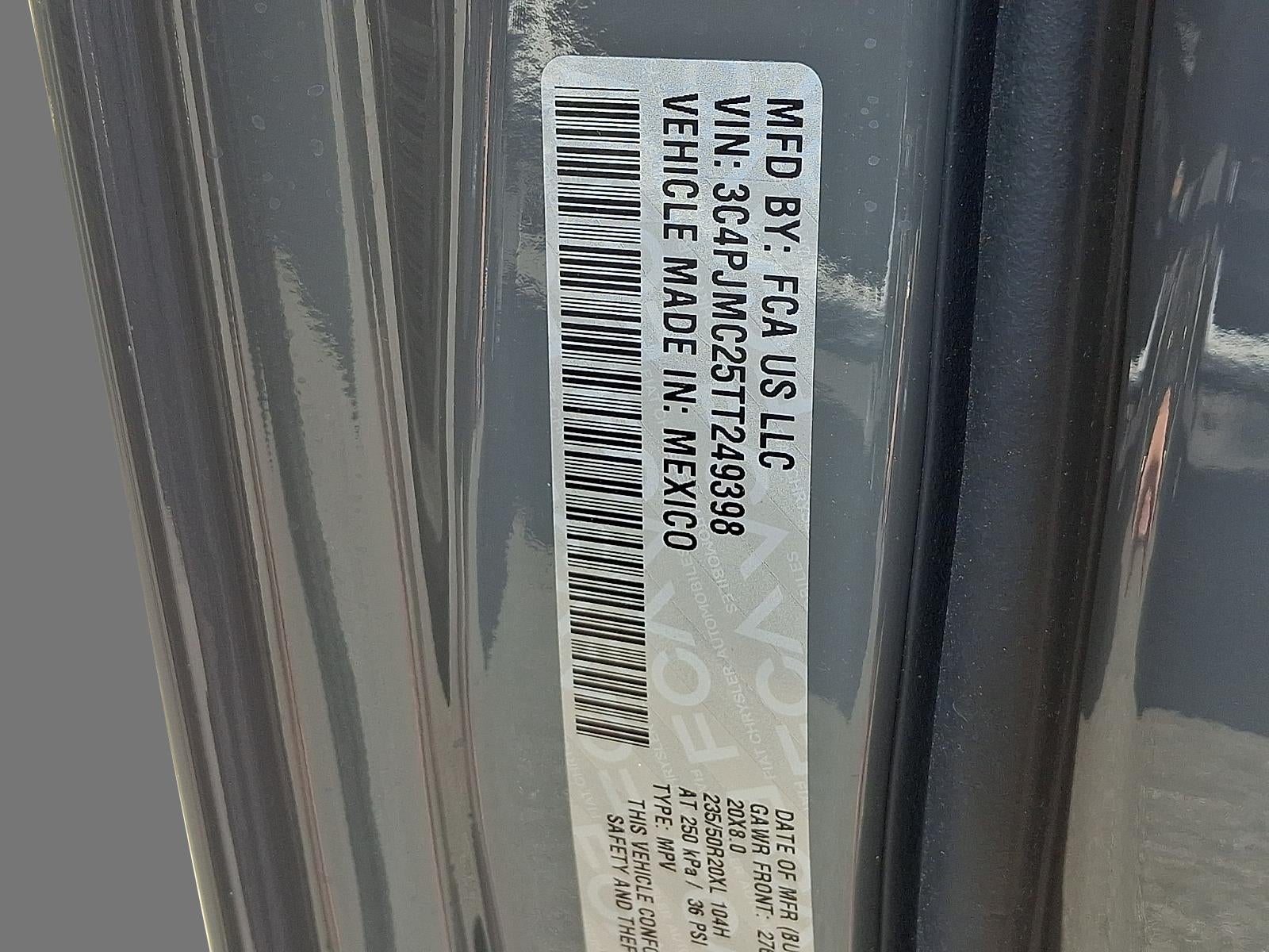 2026 Jeep CHEROKEE Overland