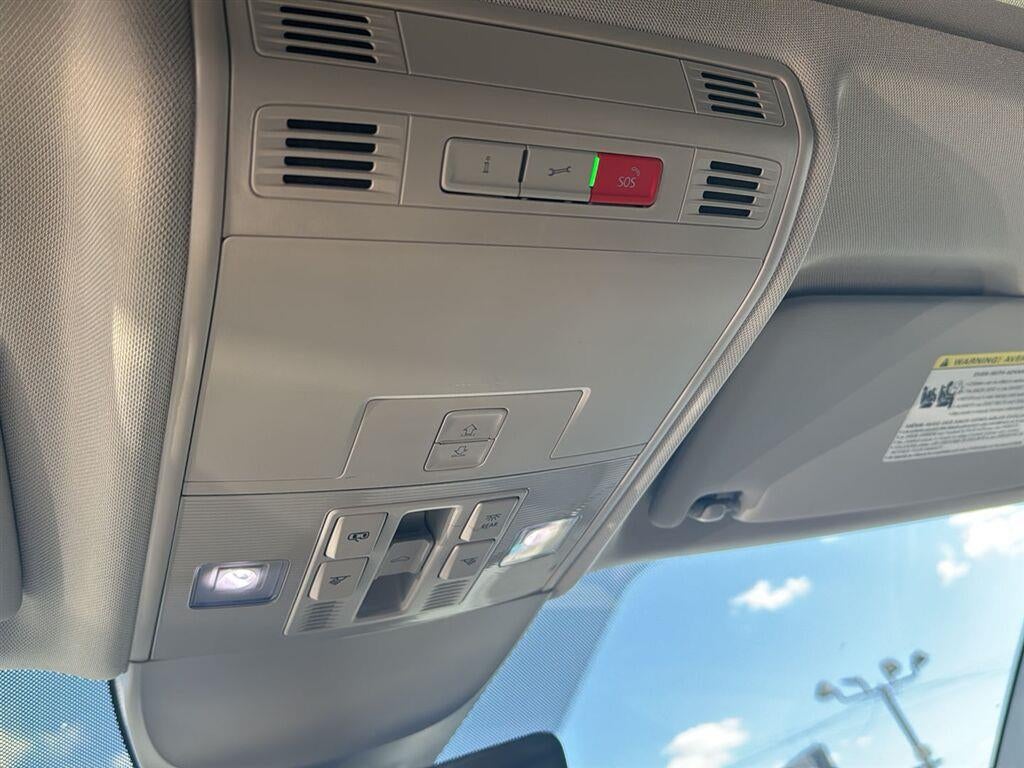 2022 Volkswagen Taos SEL