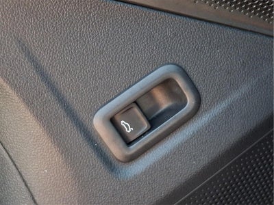 2025 Volkswagen Tiguan SE R-Line Black