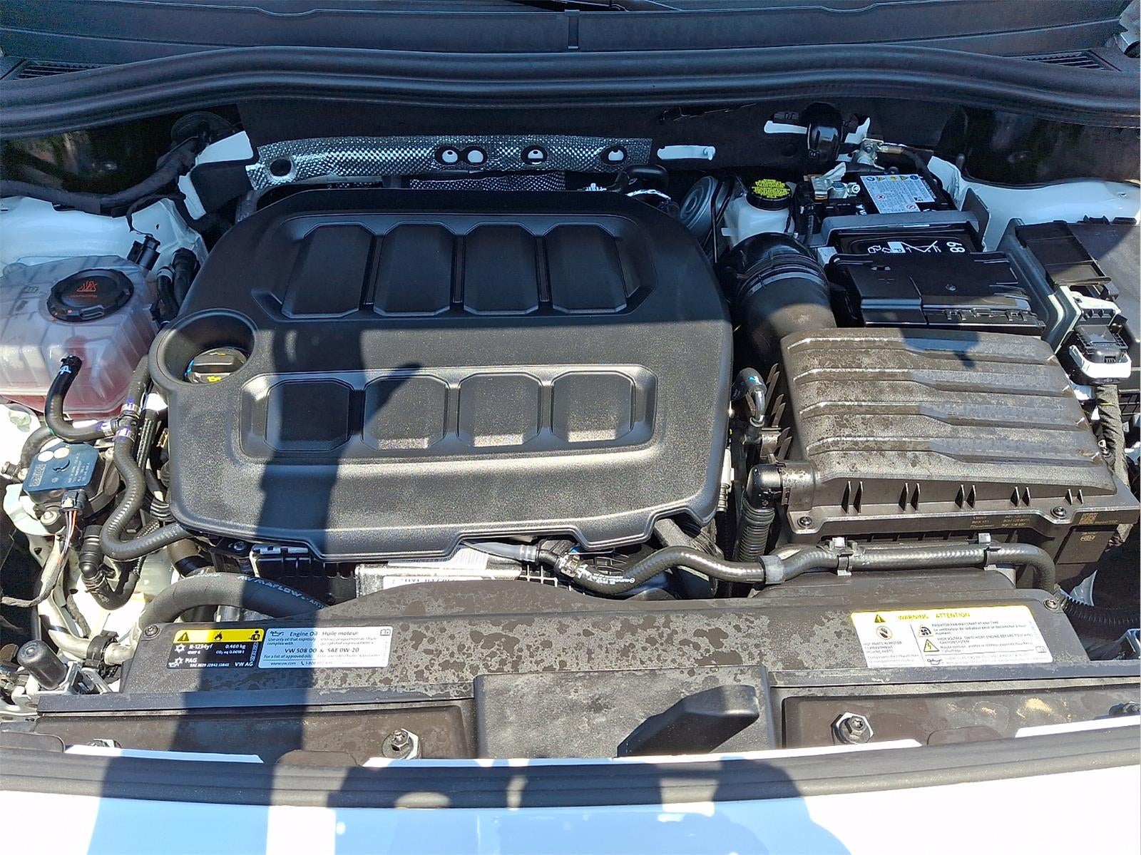 2025 Volkswagen Tiguan SE R-Line Black
