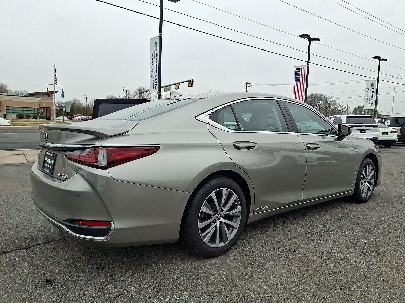 2020 Lexus ES ES 300h