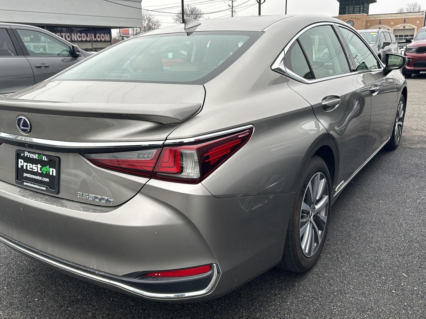 2020 Lexus ES ES 300h