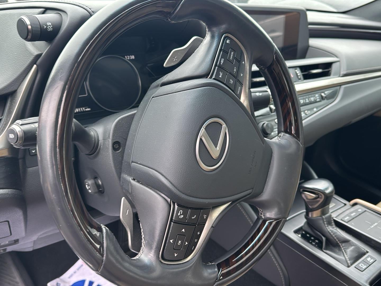 2020 Lexus ES ES 300h