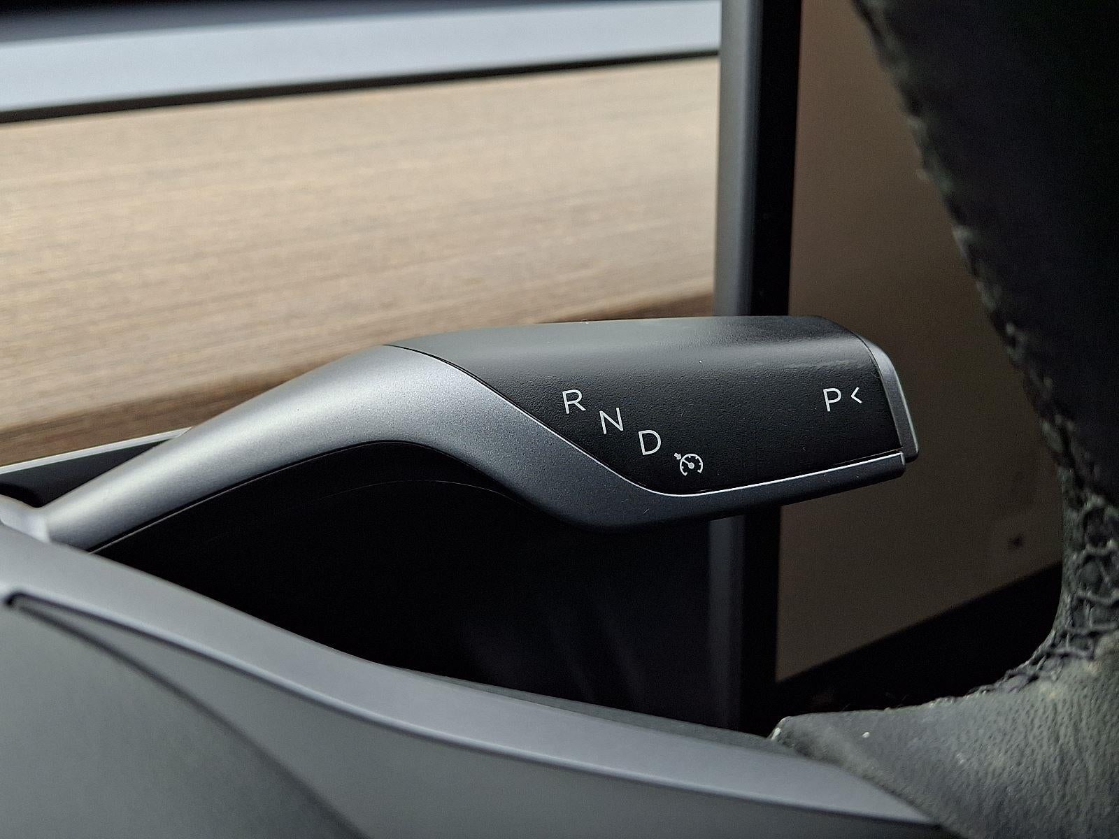 2023 Tesla Model 3 RWD