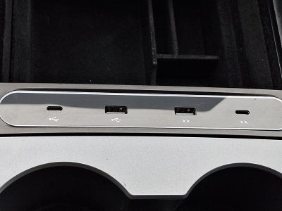 2023 Tesla Model 3 RWD