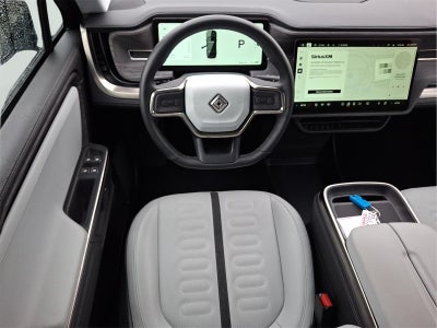 2025 Rivian R1S Adventure