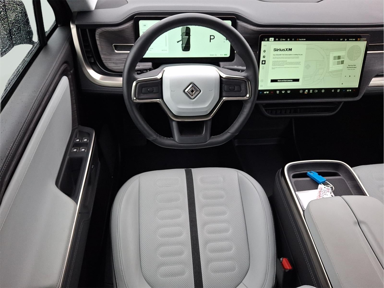 2025 Rivian R1S Adventure