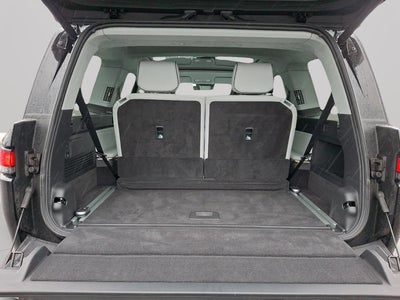 2025 Rivian R1S Adventure