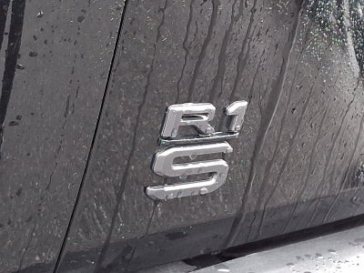 2025 Rivian R1S Adventure