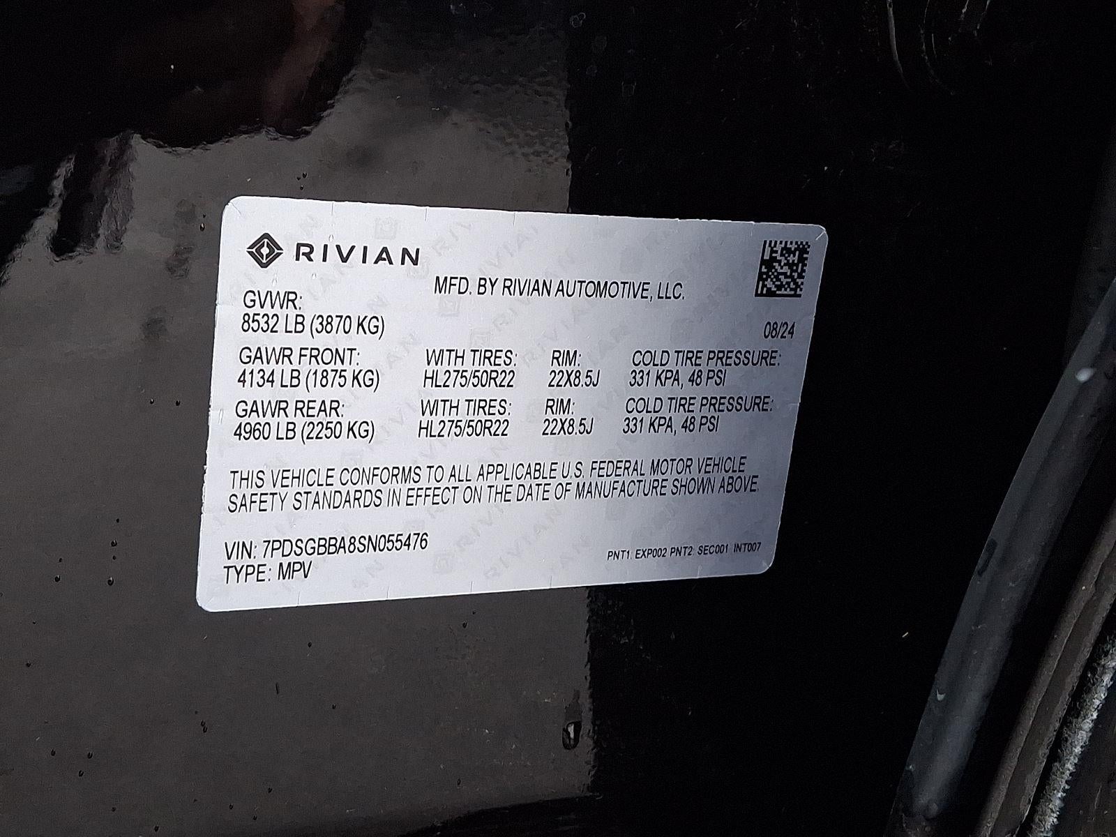 2025 Rivian R1S Adventure