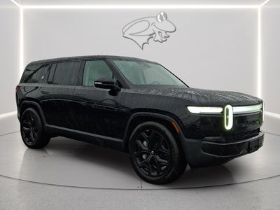 2025 Rivian R1S Adventure