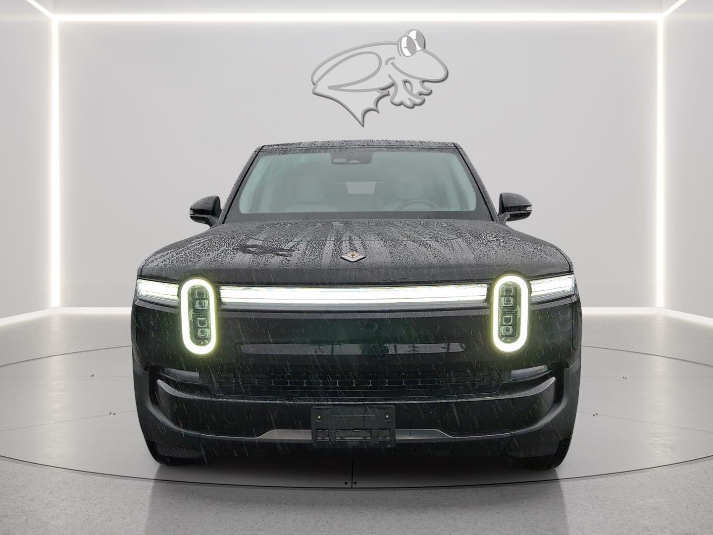 2025 Rivian R1S Adventure