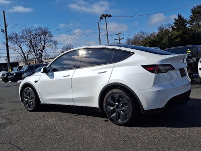 2024 Tesla Model Y Base