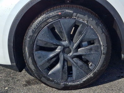 2024 Tesla Model Y Base