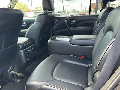 2024 INFINITI QX80 LUXE