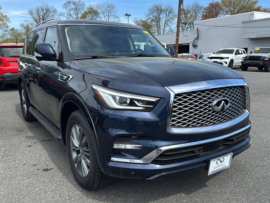 2024 INFINITI QX80 LUXE