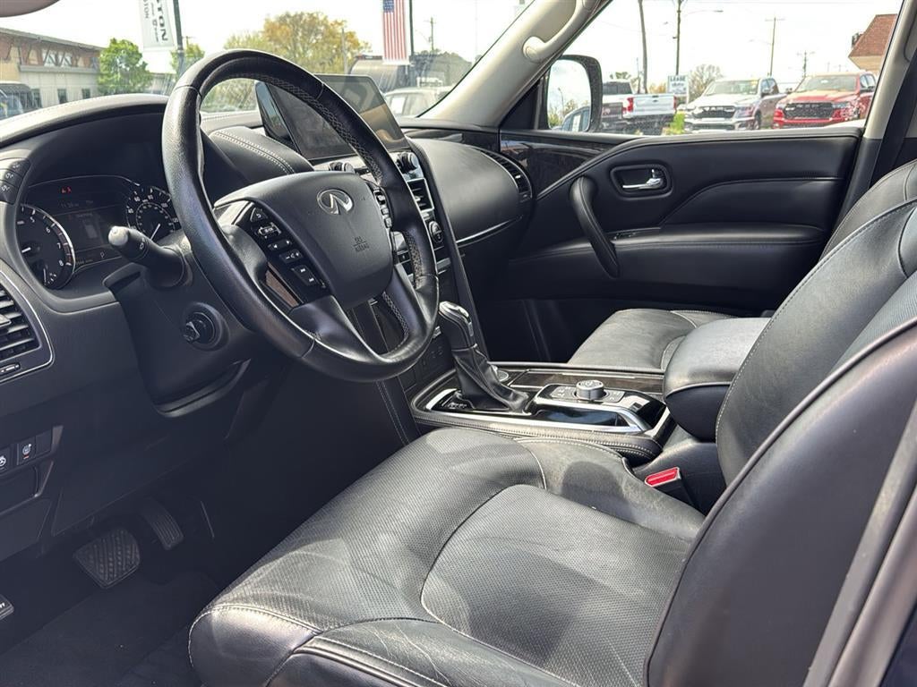 2024 INFINITI QX80 LUXE