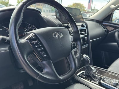 2024 INFINITI QX80 LUXE