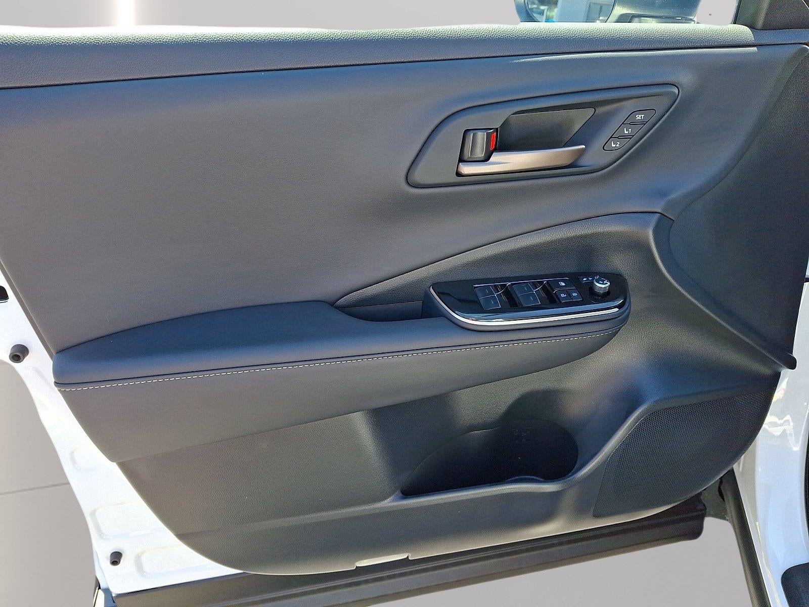 2026 Toyota Crown Platinum