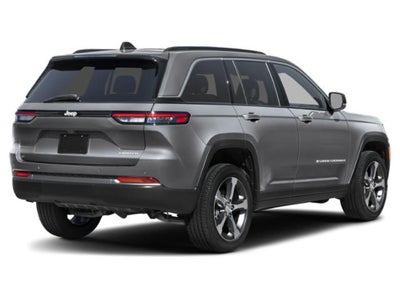 2027 Jeep Grand Cherokee GRAND CHEROKEE LAREDO X 4X4